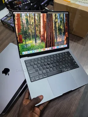 Nouveau Apple MacBook Pro 2021 M1 16GB Apple M1 Pro SSD 512GB