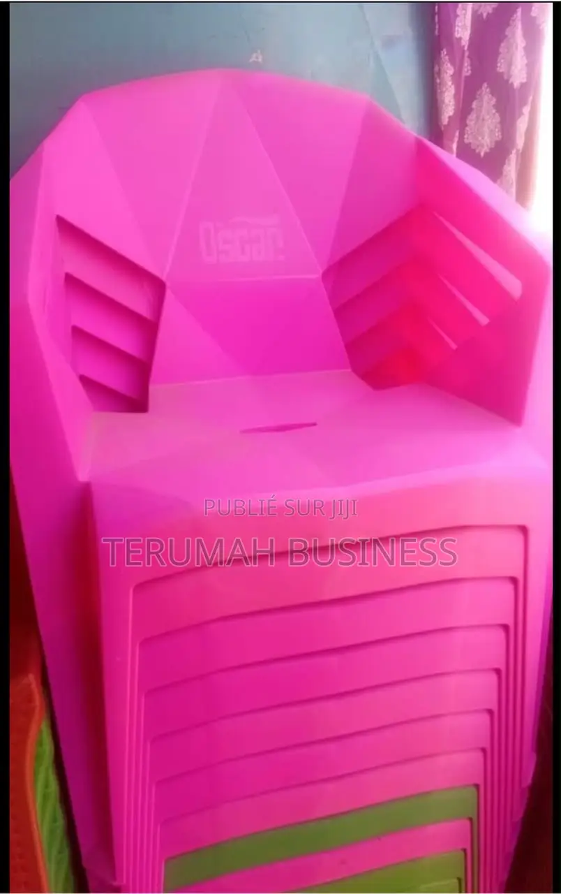 Chaise en Plastique