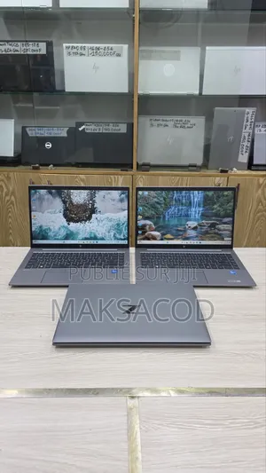 Ordinateur portable HP ZBook Firefly 14 G7 16GB Intel Core i5 SSD 256GB