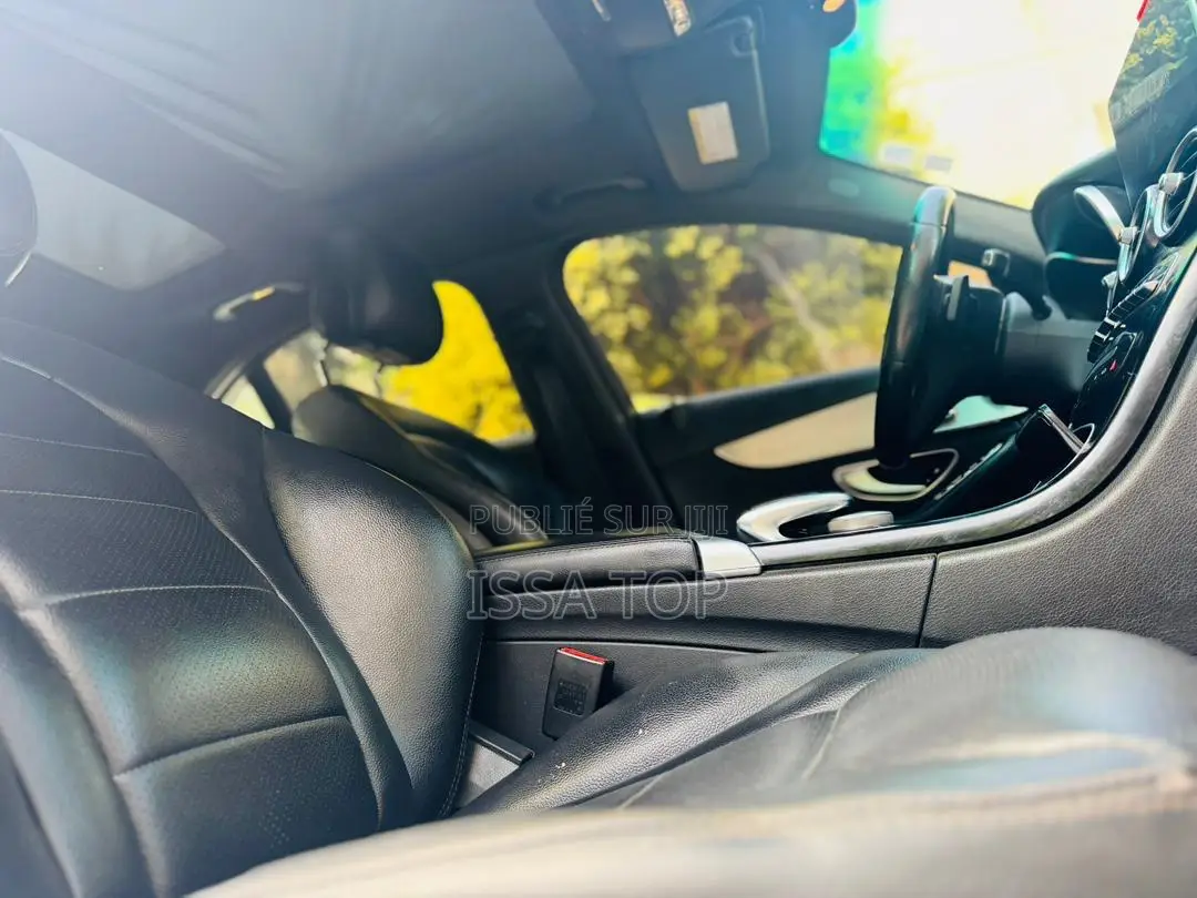 Mercedes-Benz C300 2015 Blanc
