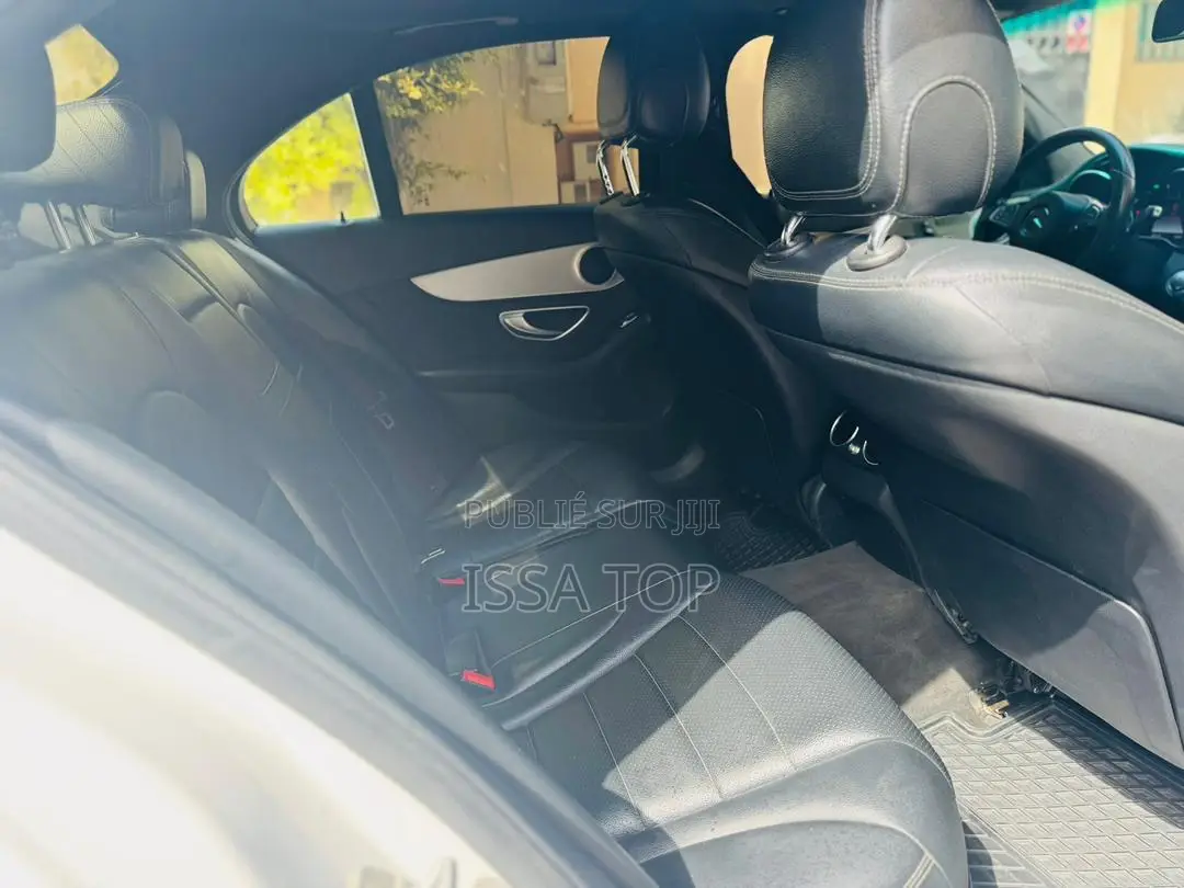 Mercedes-Benz C300 2015 Blanc
