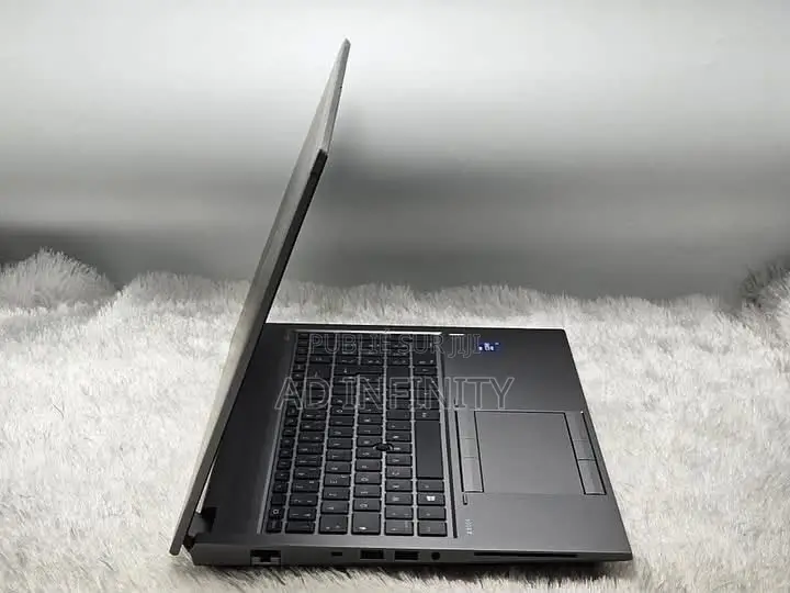 Nouveau HP ZBook Fury 15 G8 32GB Intel Core i7 SSD 512GB