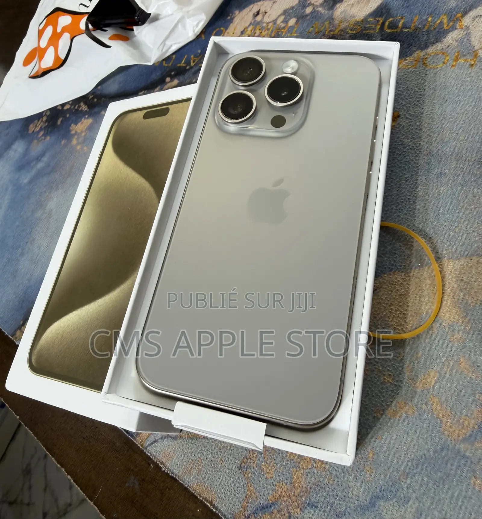 Apple iPhone 15 Pro 128 GB Autre