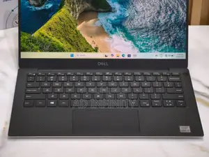 Nouveau Dell XPS 13 7390 16GB Intel Core i7 SSD 512GB
