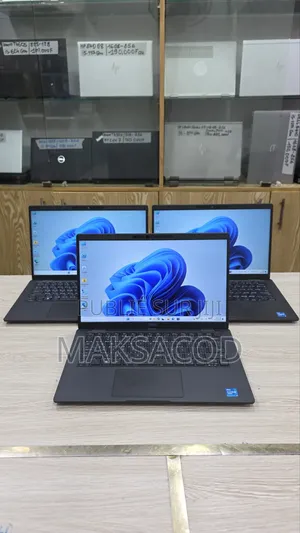 Ordinateur portable Dell Latitude 7420 16GB Intel Core i5 SSD 256GB