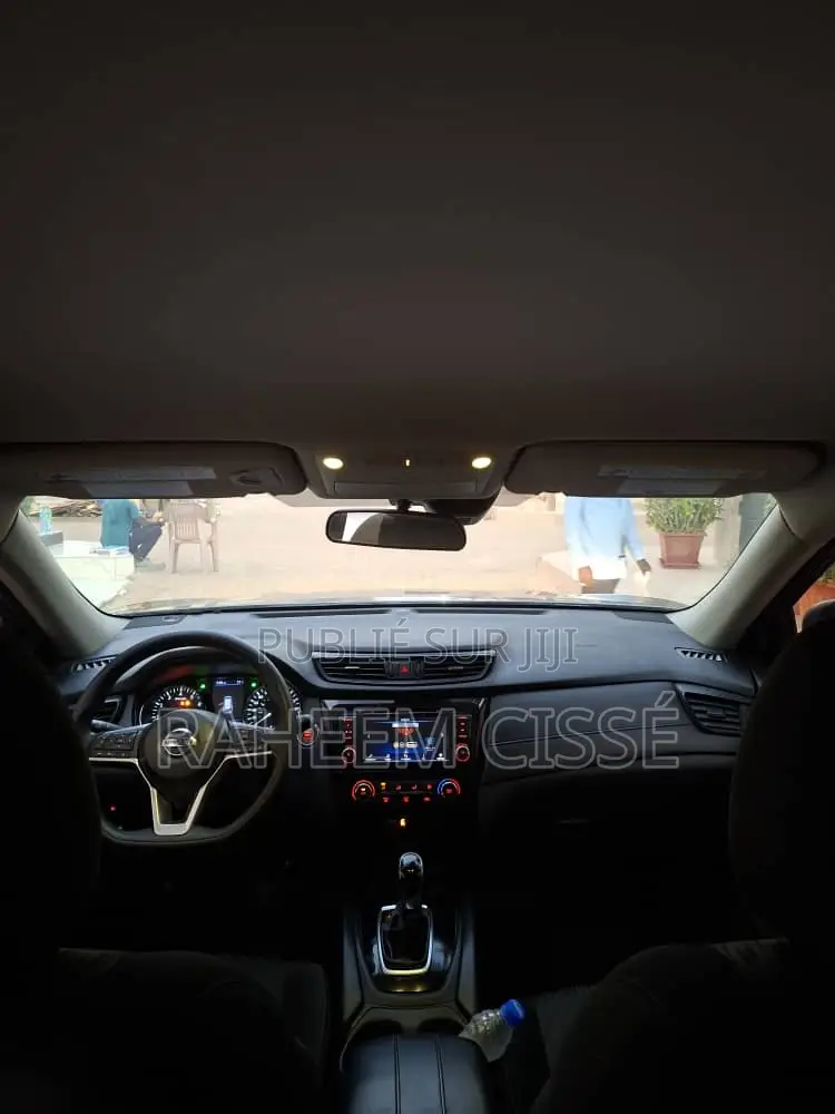 Nissan Rogue SV AWD 2019 Gris