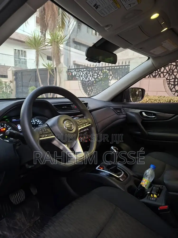 Nissan Rogue SV AWD 2019 Gris