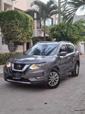 Nissan Rogue SV AWD 2019 Gris