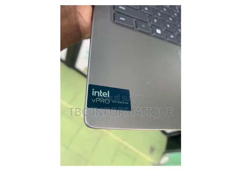 Nouveau Dell Latitude 7450 32GB Intel Core Ultra 7 SSD 256GB