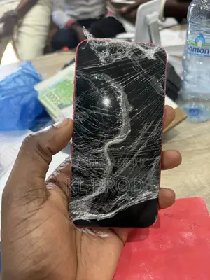 Nouveau Apple iPhone 13 128 GB Rouge