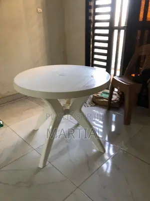 Table Blanche en Plastic