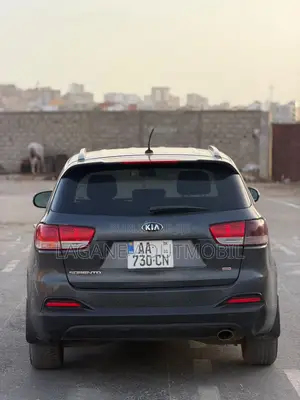 Kia Sorento 4dr SUV 2016 Gris