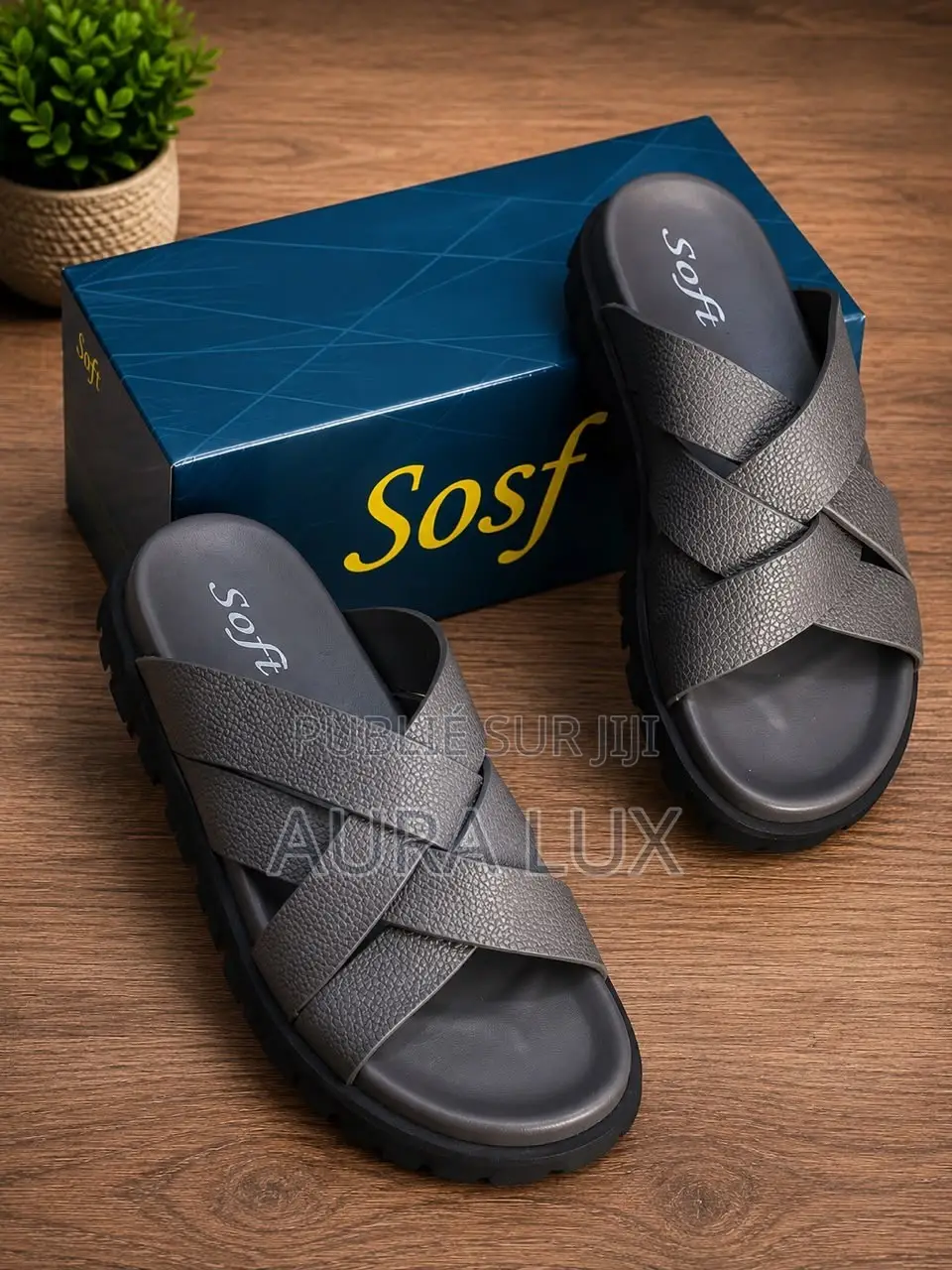 Plusieurs Modèles De Sandale Orthopédique Disponible