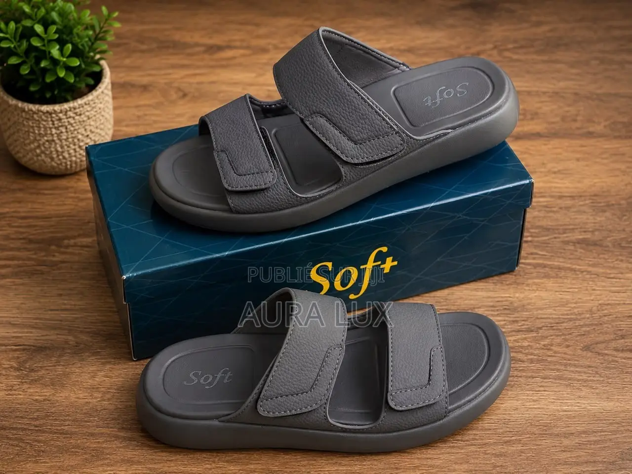 Plusieurs Modèles De Sandale Orthopédique Disponible