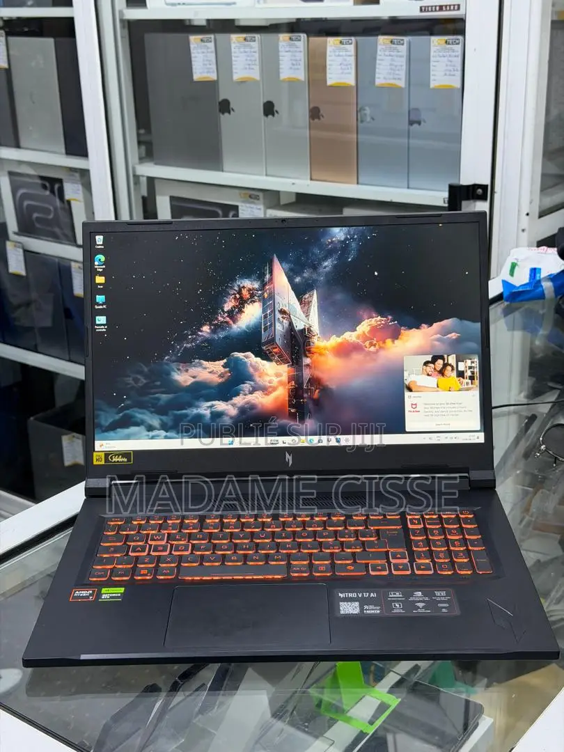 Nouveau Ordinateur portable Acer Nitro V 17 16GB AMD Ryzen 7 SSD 1T