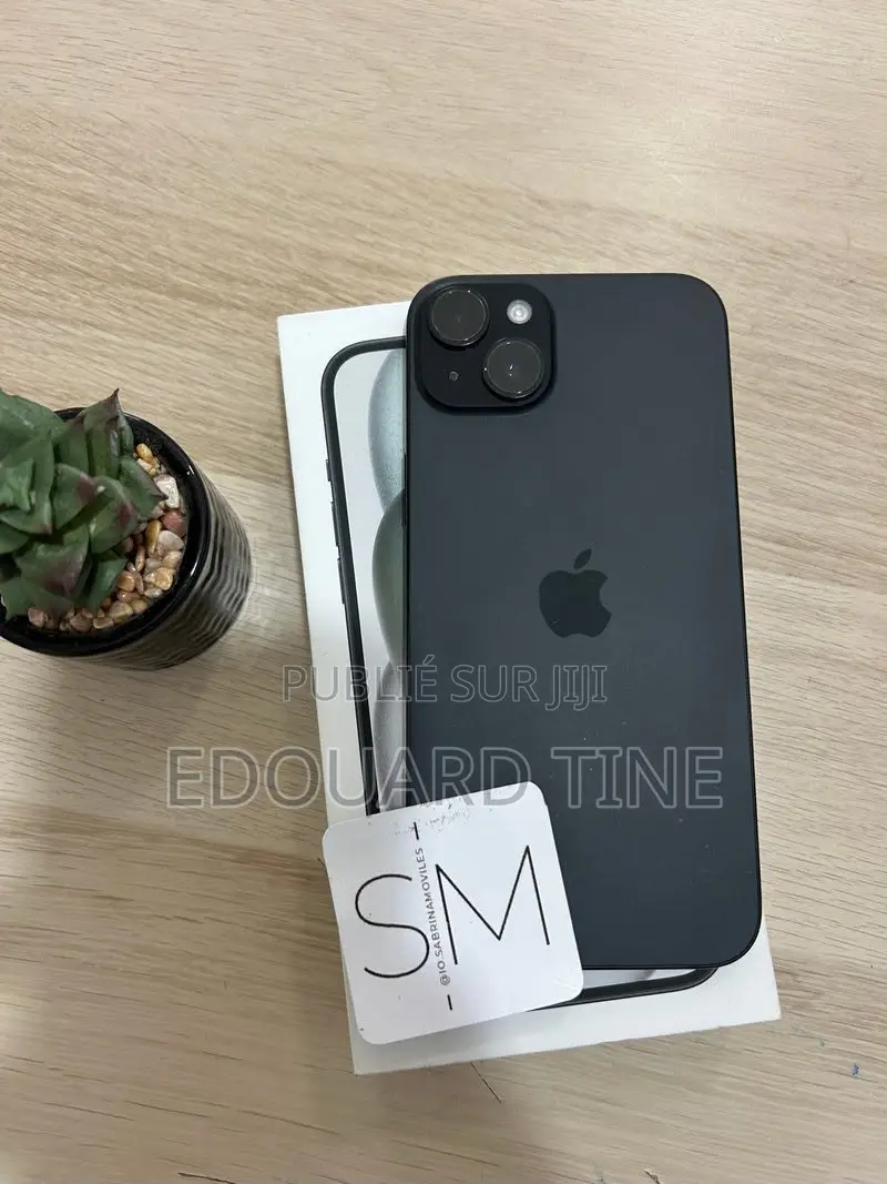 Nouveau Apple iPhone 15 128 GB Noir