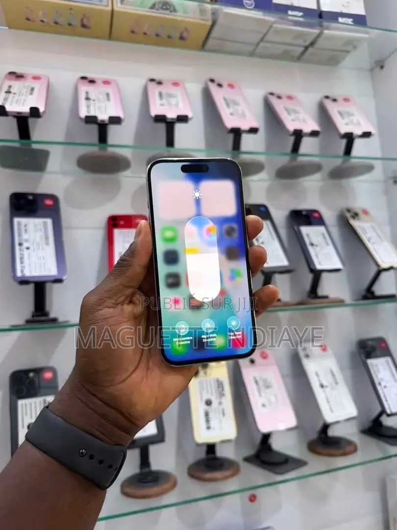 Nouveau Apple iPhone 15 Pro 256 GB Gris