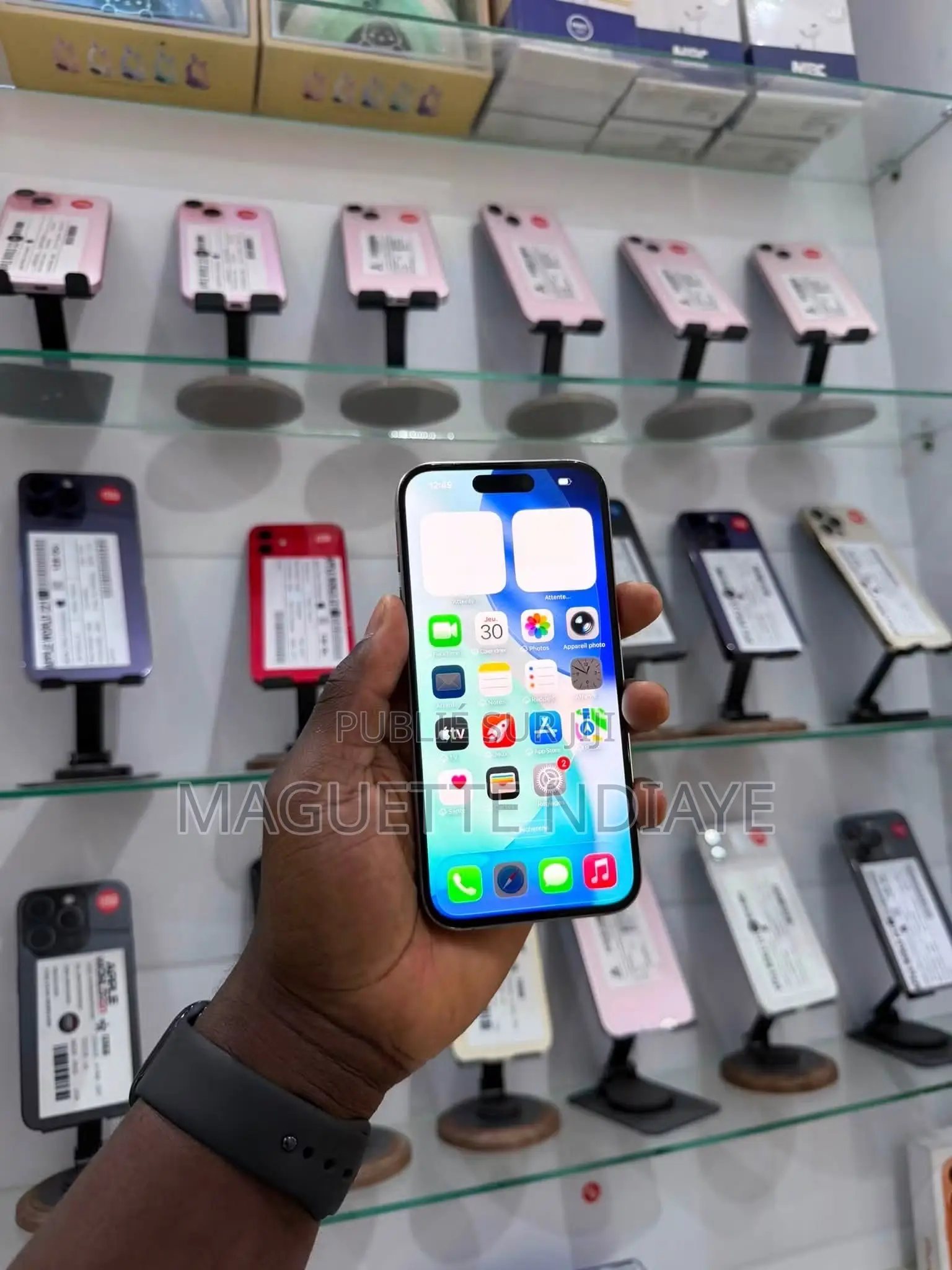 Nouveau Apple iPhone 15 Pro 256 GB Gris