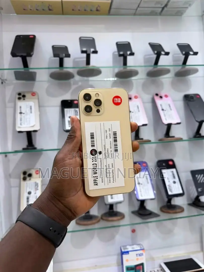 Nouveau Apple iPhone 12 Pro Max 128 GB Doré