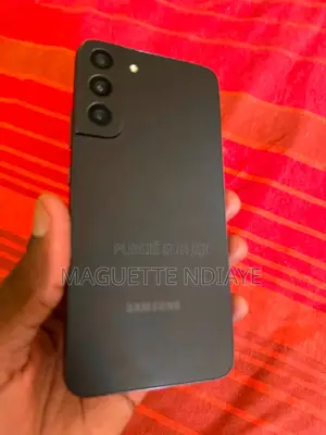 Nouveau Samsung Galaxy S22+ 5G 256 GB Noir
