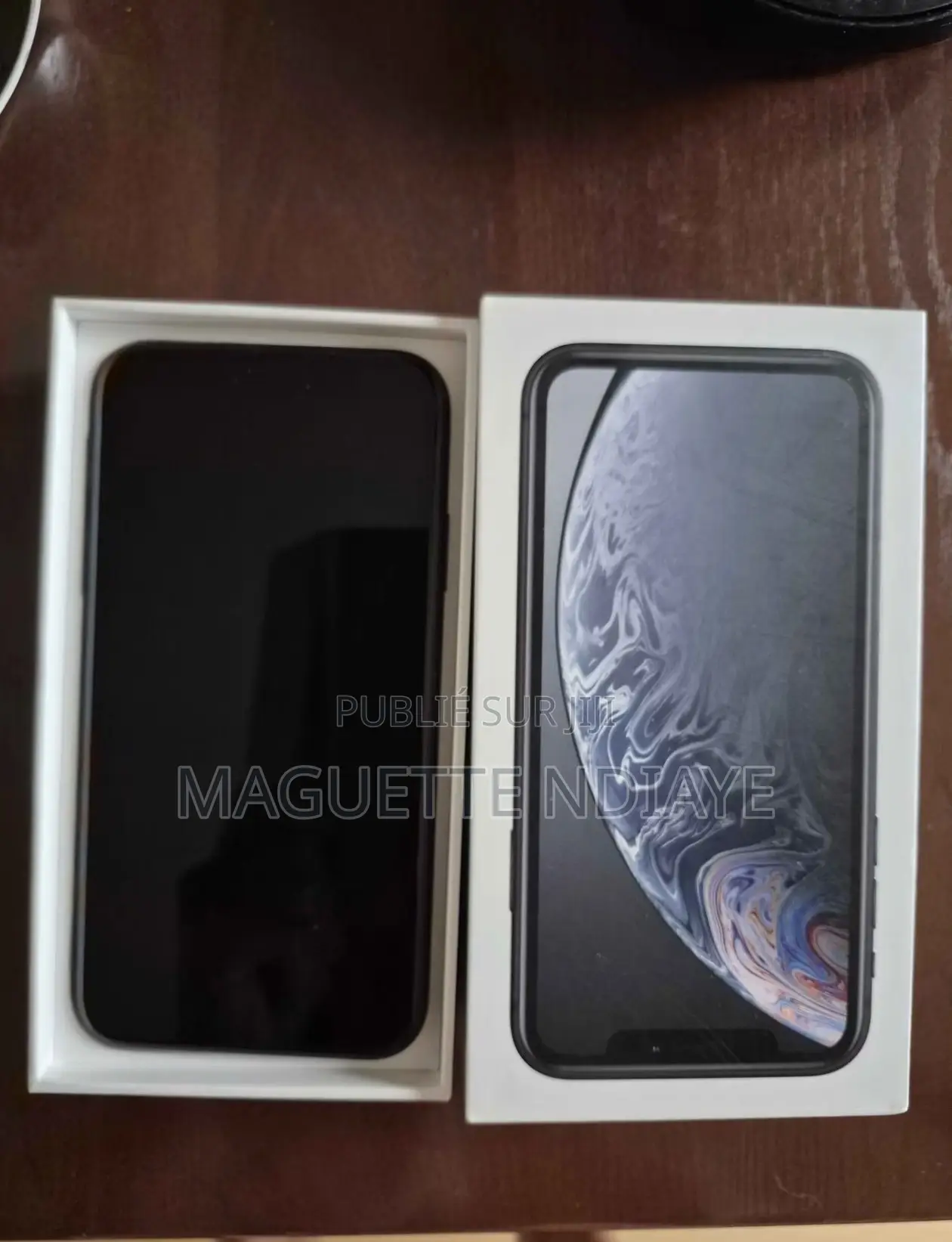 Nouveau Apple iPhone XR 256 GB Noir