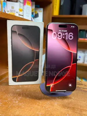 Nouveau Apple iPhone 16 Pro Max 256 GB Doré