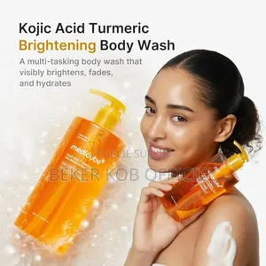 Gel De Douche Medicube Éclaircissant a l'Acide Kojic Et Au Curcuma