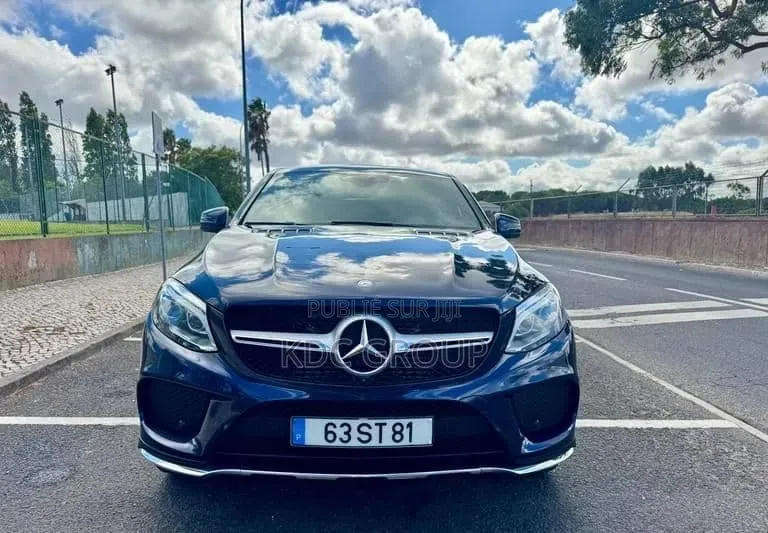 Mercedes-Benz GLE-Class 2017 Bleu