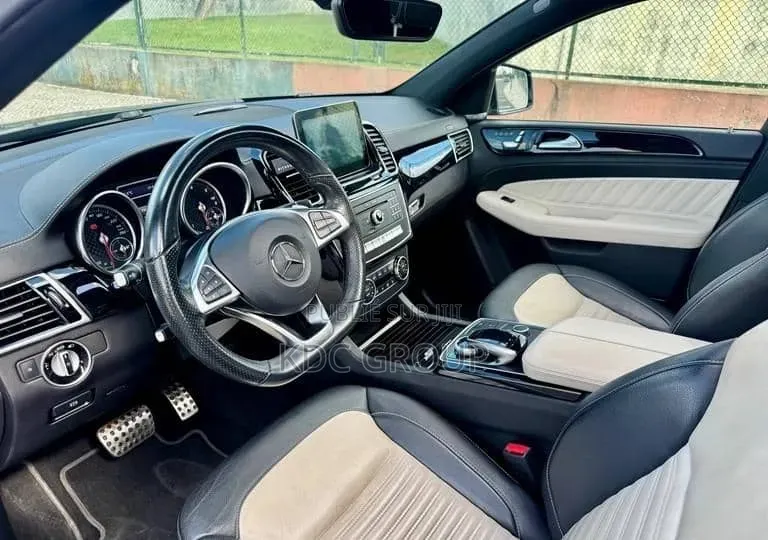 Mercedes-Benz GLE-Class 2017 Bleu