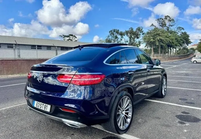 Mercedes-Benz GLE-Class 2017 Bleu