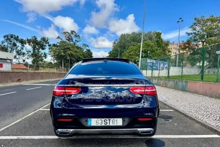 Mercedes-Benz GLE-Class 2017 Bleu