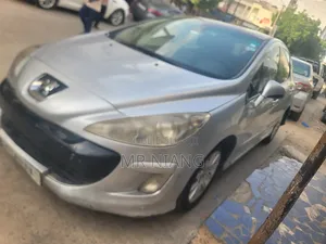 Peugeot 308 2012 Gris