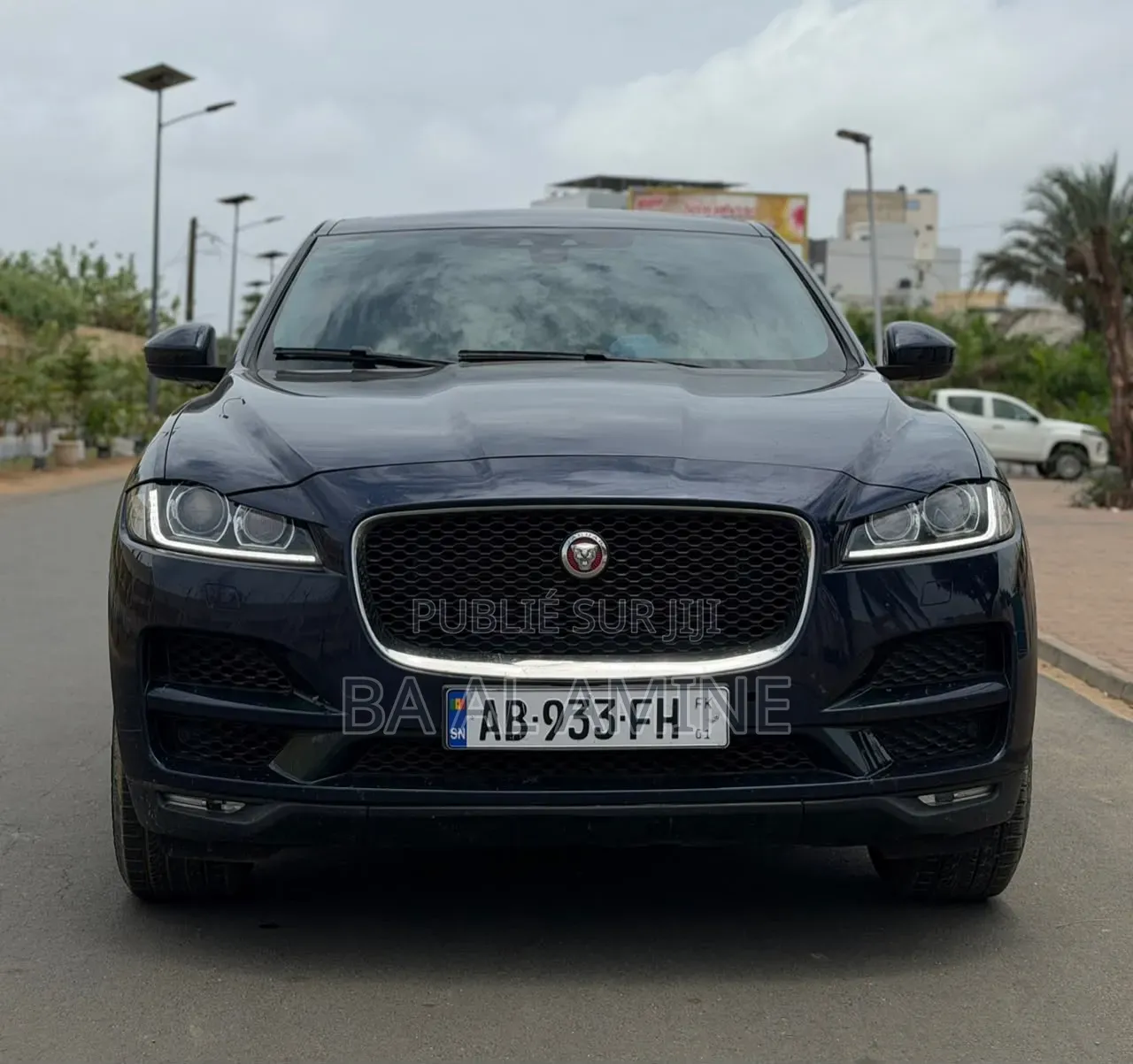 Jaguar F-Pace 2017 Bleu