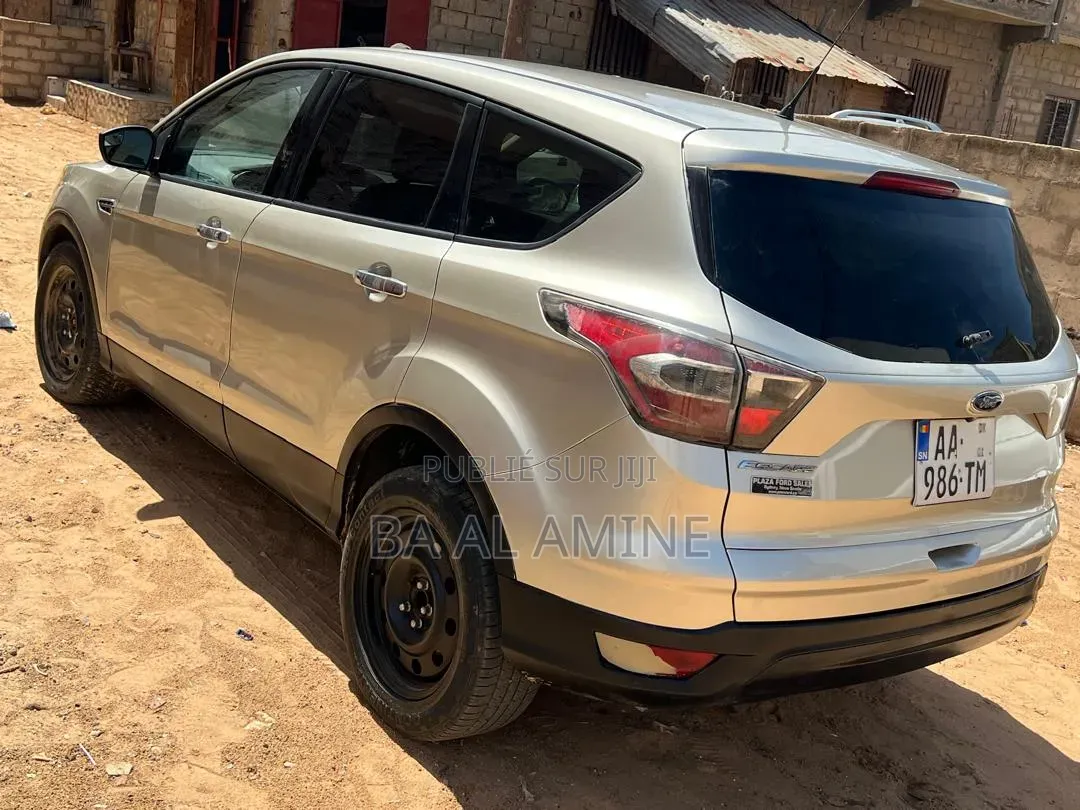 Ford Escape 2017 Gris