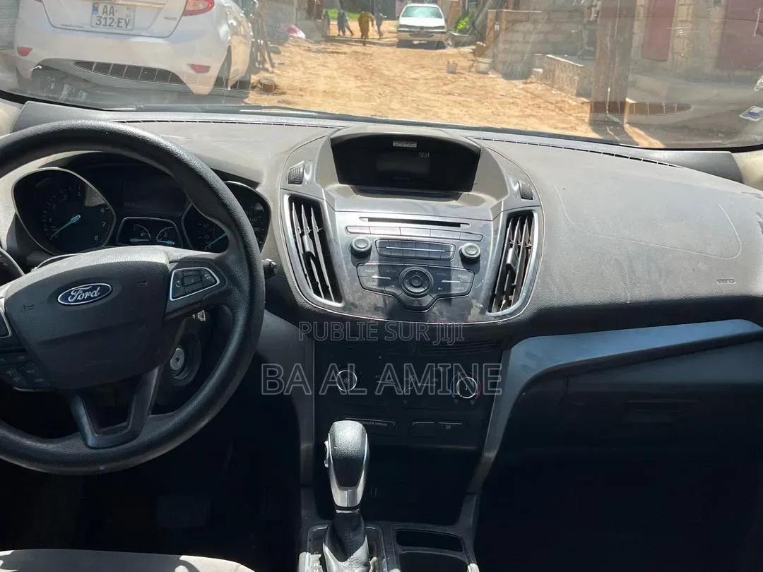 Ford Escape 2017 Gris