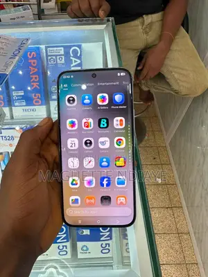 Nouveau Tecno Camon Slim 256 GB Blanc