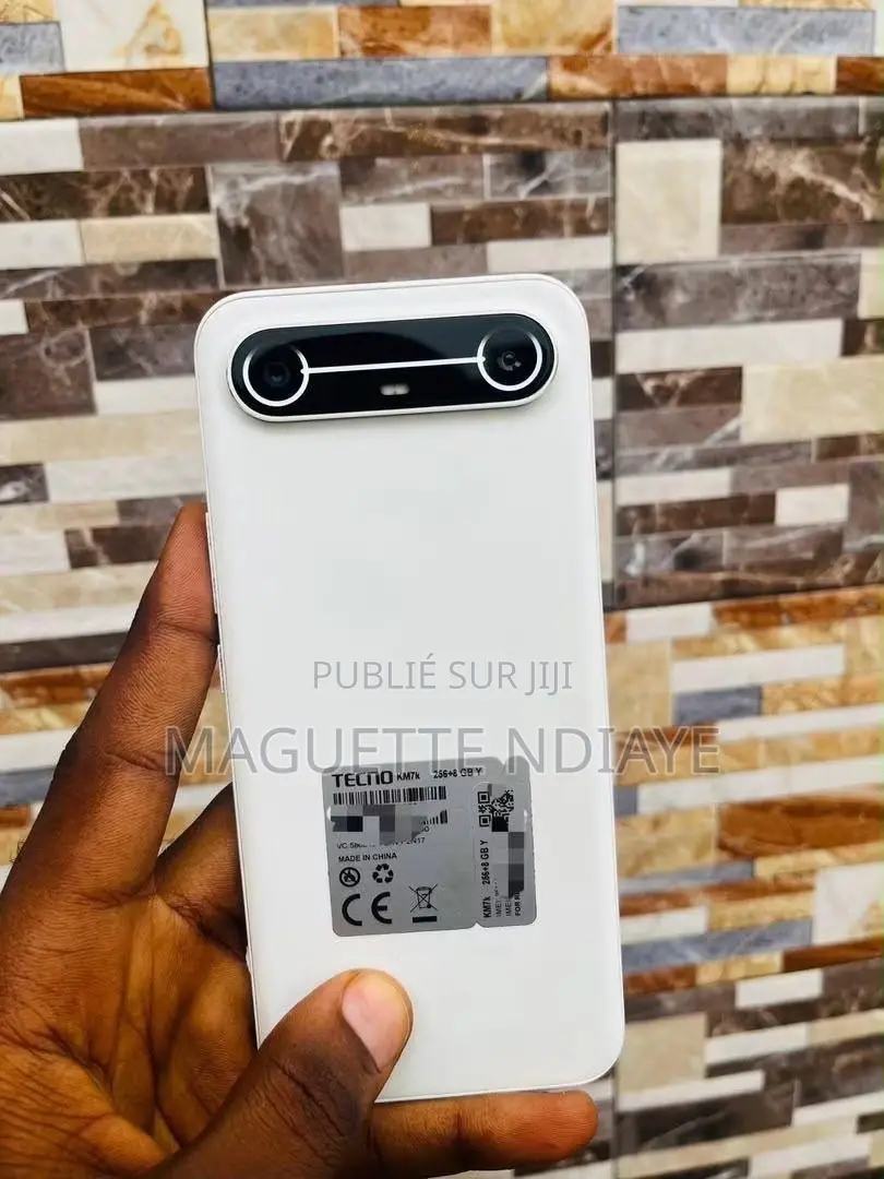 Nouveau Tecno Spark Slim 256 GB Blanc