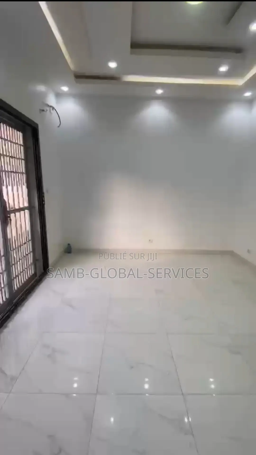 2chbre Appartement dans Almadies à Louer