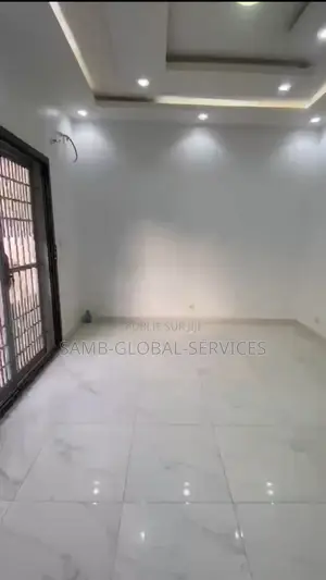 2chbre Appartement dans Almadies à Louer