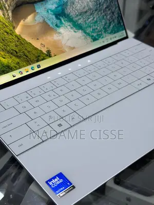 Nouveau Ordinateur portable Dell XPS 13 32GB Intel Core Ultra 7 SSD 1T