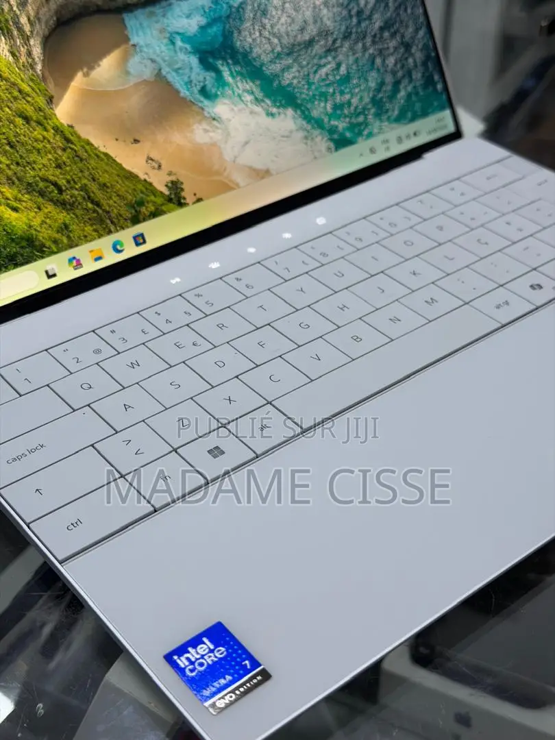 Nouveau Ordinateur portable Dell XPS 13 32GB Intel Core Ultra 7 SSD 1T