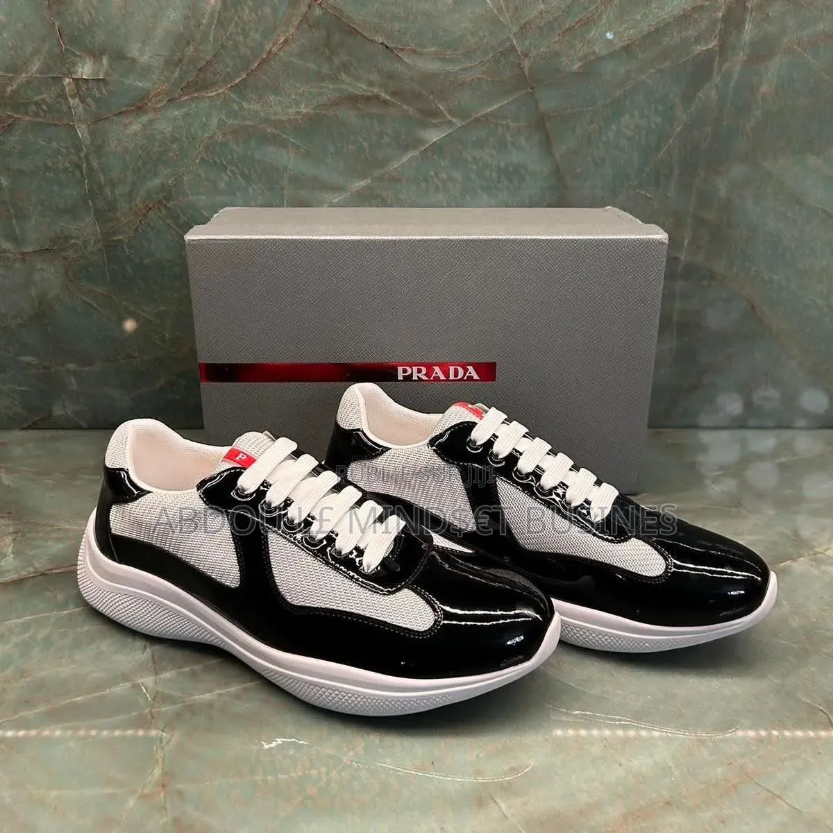 Chaussures Prada Cup Disponible