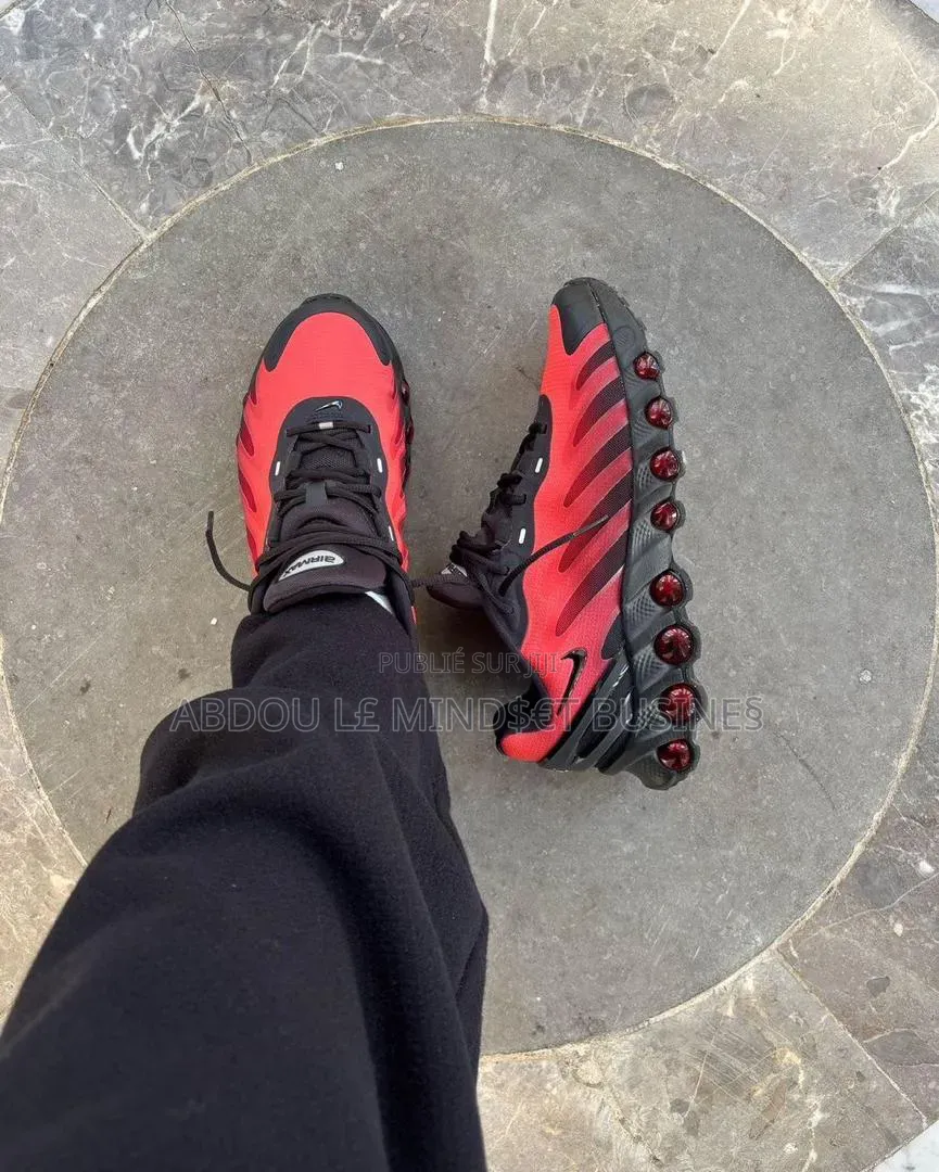 Chaussures Nike DN All Color Disponible