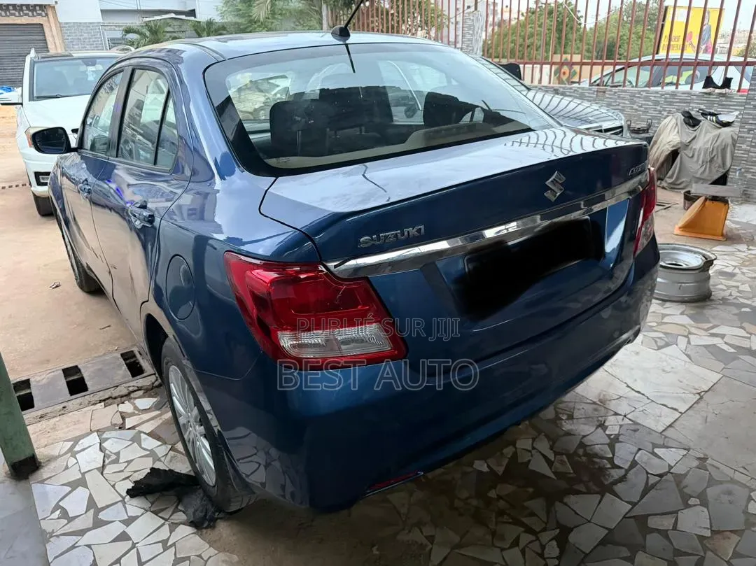 Suzuki Dzire 2018 Bleu
