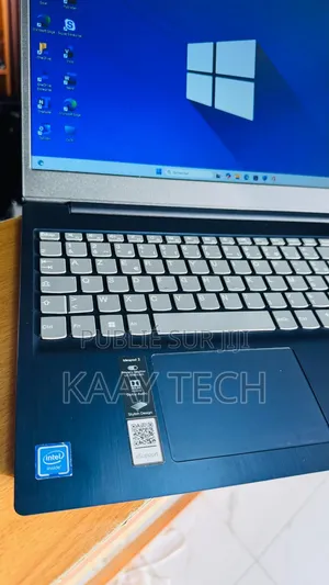 Nouveau Lenovo Ideapad 3 4GB Intel Celeron SSD 256GB