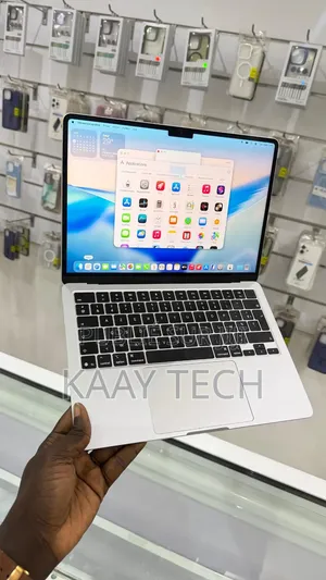 Nouveau Apple MacBook Air 2025 M4 16GB Apple M4 SSD 512GB