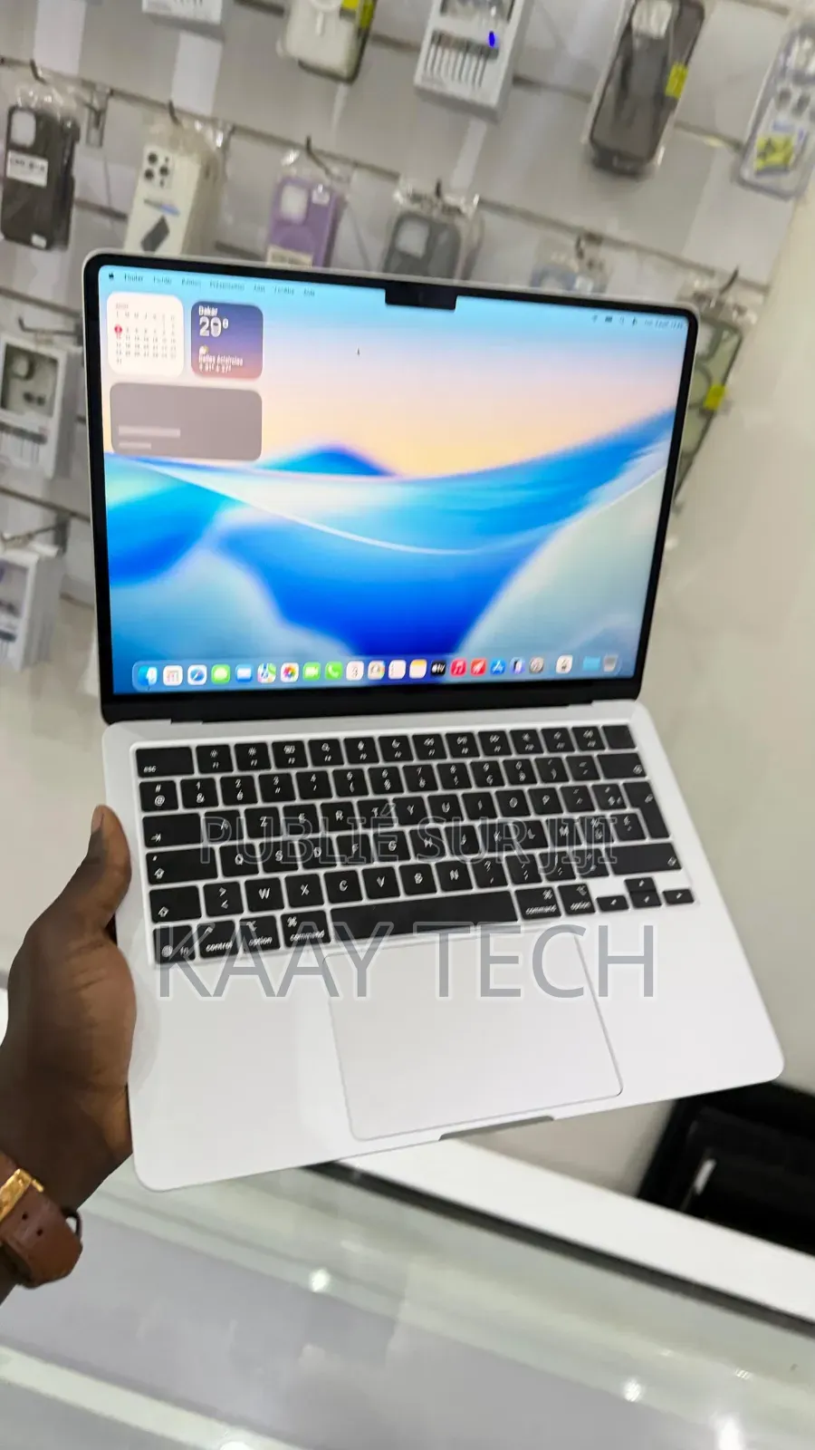 Nouveau Apple MacBook Air 2025 M4 16GB Apple M4 SSD 512GB
