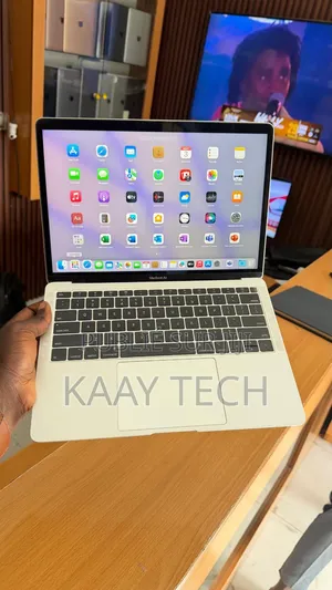 Ordinateur portable Apple MacBook Air 2019 8GB Intel Core i5 SSD 128GB