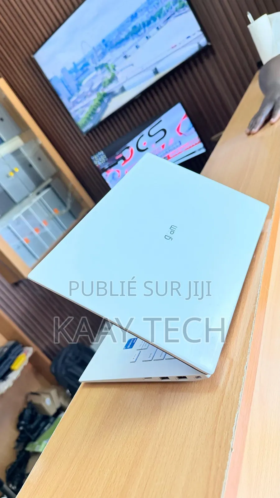 Nouveau Ordinateur portable LG Gram 14 8GB Intel Core i5 SSD 256GB