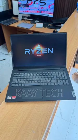 Ordinateur portable Lenovo Ideapad V14 IGL 8GB AMD Ryzen 3 SSD 512GB